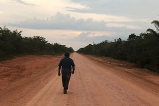 Brasil asfaltará carretera en la Amazonía, lo que genera temores de deforestación