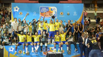 Brasil festejó en San Juan