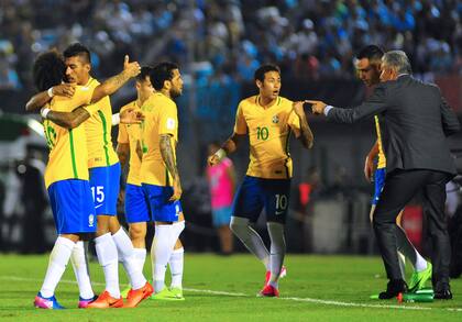 Brasil va para asegurar su lugar en el Mundial