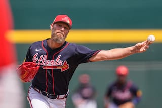 Bravos confían en el veterano Chris Sale para estabilizar una rotación diezmada por lesiones