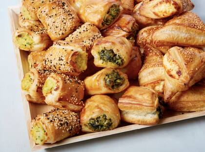 Breads Bakery lanzó un menú de Rosh Hashana (https://www.breadsbakery.com/)