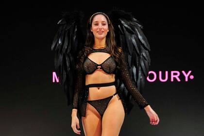 Brenda Di Aloy en septiembre, en su debut en las pasarelas