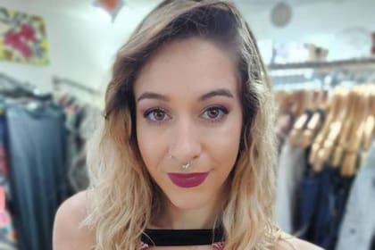 Brenda es la tiktoker que subió el video de sus papás, Moni y Roberto, que hizo reír a todos y se volvió viral