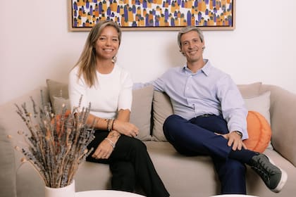 Brenda Pietraccone y Félix Martín Soto, de Yinyang Consulting, acompañaron a River en los 13 meses que duró el proceso de aprobación ante el BID Invest y la CAF