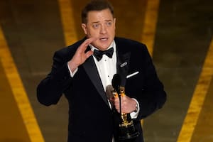 Brendan Fraser se emocionó hasta las lágrimas al agradecer su premio