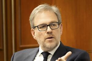 Bret Stephens: “La guerra terminará solo cuando termine el régimen de Irán”