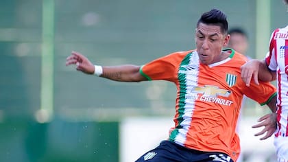 Brian Sarmiento es exjugador de fútbol y ahora explora el mundo mediático a sus 33 años