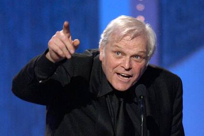 Brian Dennehy ganó en dos oportunidades el premio Tony, por su labor en La muerte de un viajante y en El largo viaje del día hacia la noche