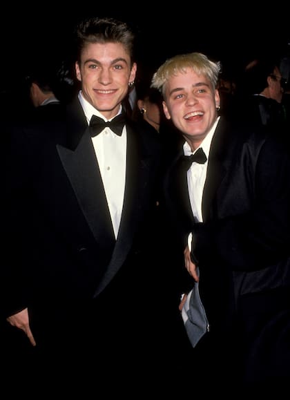 Brian Ausitn Green y Corey Haim en los Globos de Oro