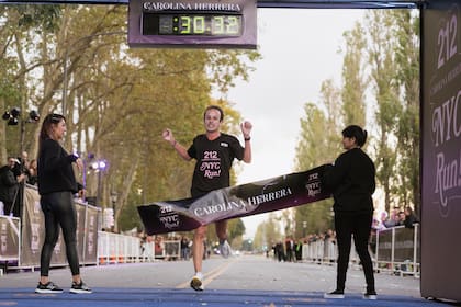 Brian Burgos, primero en el podio.