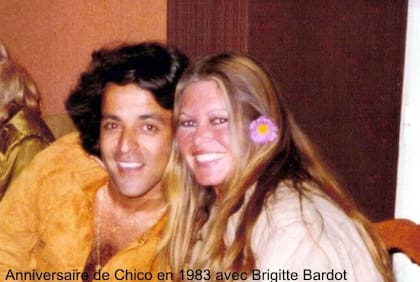 Brigitte Bardot y Chico Bouchikhi, en una foto de 1983