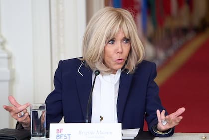 Brigitte Macron asiste a una cumbre en la Casa Blanca