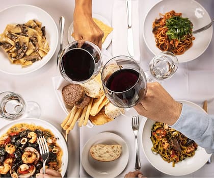 Brindis en Sottovocce