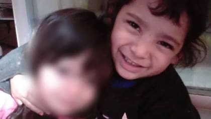 Brisa con una de sus primas