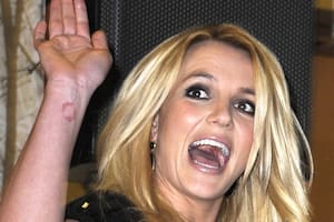 A los gritos, cuchillo en mano: Britney Spears protagonizó un confuso episodio en un restaurante