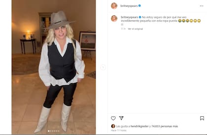 Britney publicó un segundo carrusel de imágenes tras el video sin ropa