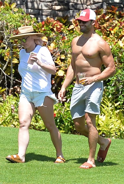 Britney Spears con su novio, en la isla de Maui