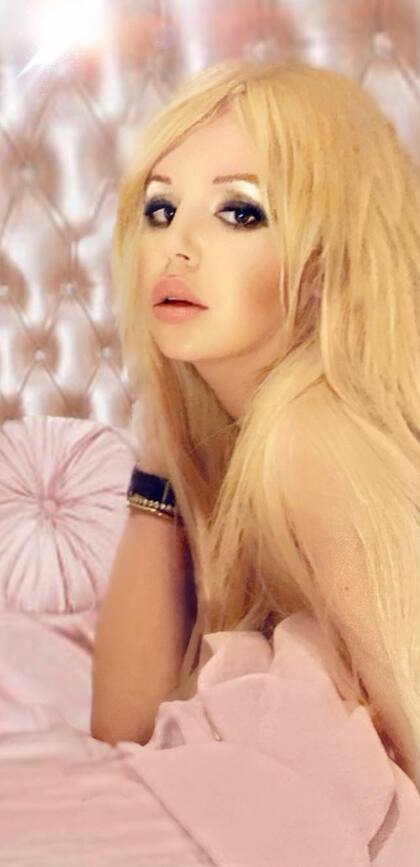 Britney Spears siempre ha sido su inspiración y está dispuesto a hacer todo para satisfacer su fanatismo