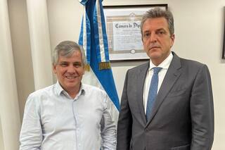 Estuvo a punto de ser el candidato de Milei en la provincia de Buenos Aires, pero ahora apoya a Massa