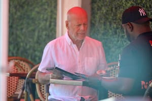 La nueva vida de Bruce Willis, alejado definitivamente de los sets y muy cerca de su familia y de sus amigos