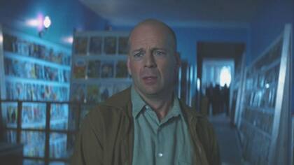 Bruce Willis en el final de El protegido