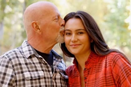 Bruce Willis está casado con Emma Heming desde marzo de 2009, por lo que su matrimonio cumplirá 17 años en 2026