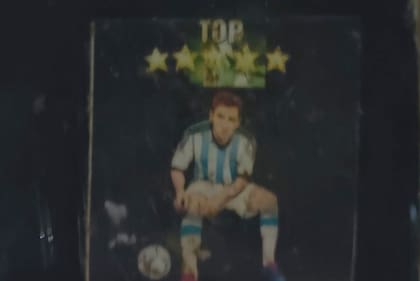 La caricatura de Messi en un ladrillo de marihuana