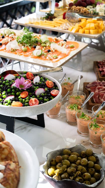 Brunch de Pascua en la Terraza del Virrey en Hotel Intercontinental