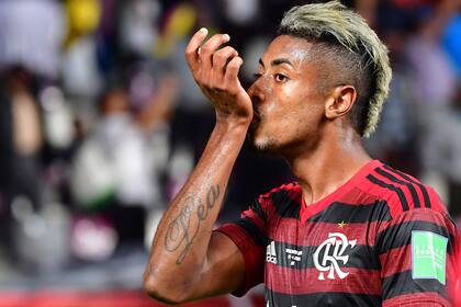 Bruno Henrique celebra su gol, el segundo de Flamengo, que venció a Al Hilal y se instaló en la final del Mundial de Clubes