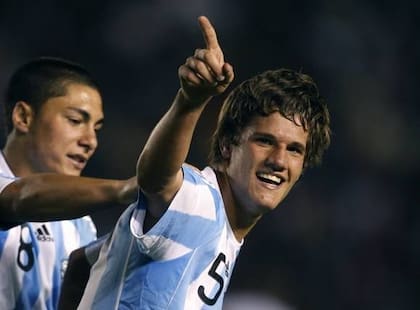 Bruno Zuculini en la selección Sub 20, junto a Ezequiel Cirigliano.