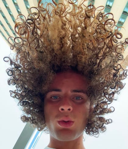 Brunold tiene 21 años, es nacido en Winterthur (en el cantón de Zúrich) y actual 310° del ranking ATP