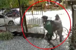 Brutal entradera: ladrones sorprendieron a un adolescente cuando salía de su casa en bicicleta