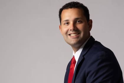 Bryan Calvo, de 27 años, obtuvo la victoria en los comicios realizados el martes 4 de noviembre