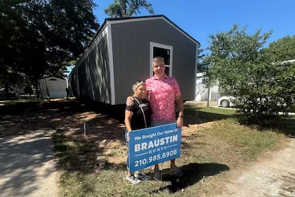 Bryan Pederson logró recaudar suficiente dinero para que Verónica Marín tuviera una casa nueva