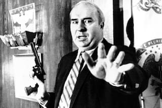 La trágica muerte de Budd Dwyer, frente a cámaras, tras ser acusado de corrupción