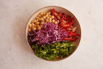 Buddha Bowl de pasta integral y verduras
