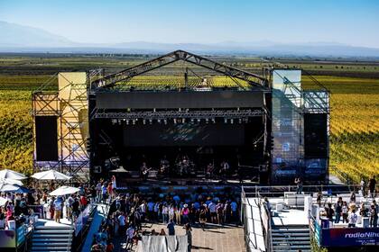 Buen vino, buena comida y buena música en el Wine Rock