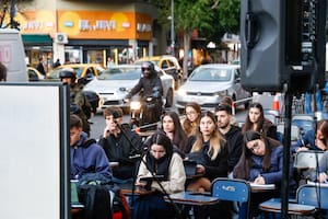 La marcha por la ley universitaria se hará desde las 17; el Gobierno envió 45 pliegos de jueces y fiscales al Senado