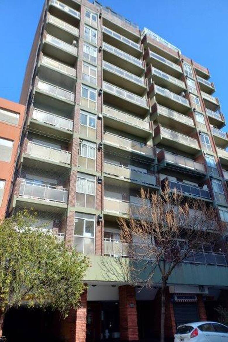 4 Departments for Sale in Pesos at Low Prices Buenos Aires 2452/64, 4° “B”, Mar del Plata