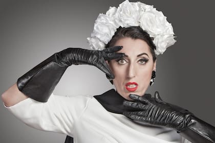 BUENOS AIRES. BLANCO Y NEGRO.
La actriz mallorquina vino a la ciudad para ponerle el cuerpo a la nueva campaña de perfumerías Rouge