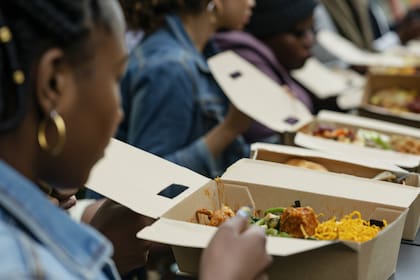 Buffalo Wild Wings ofrece 20% de descuento a maestros en salones y pedidos presenciales