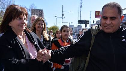 Bullrich fue a San Miguel, donde visitó a Jaime Méndez y Joaquín de la Torre