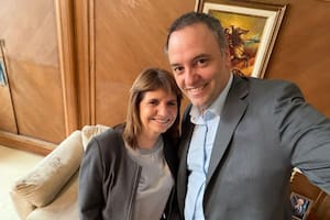 El desayuno de Bullrich y Adorni: las áreas que absorverá Jefatura de Gabinete