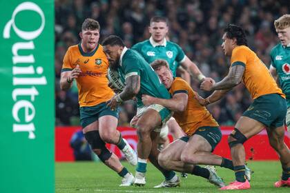 Bundee Aki tracciona e Irlanda es demasiado para Australia, que retrocede a dos años de acoger la Copa del Mundo y a pocas semanas del sorteo de la constitución de las zonas.