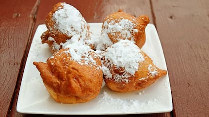 Los buñuelos son perfectos para acompañar con mate, café o té