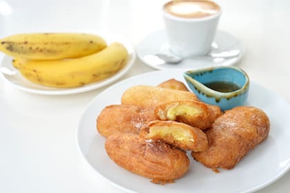 Buñuelos de banana.