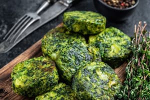 Buñuelos de acelga al horno: una opción saludable y fácil de hacer