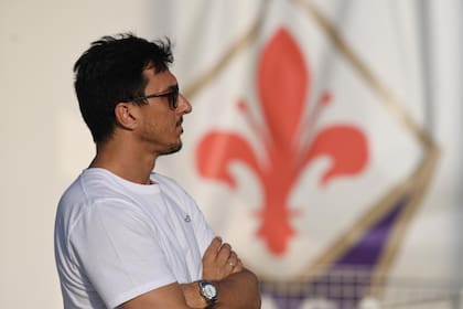 Burdisso y Fiorentina: tres años como director deportivo y tres finales (dos europeas) protagonizadas por el equipo violeta.