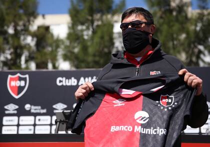 Burgos, flamante DT de Newell's: será su primera experiencia en el país