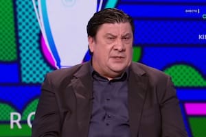 Burgos fue desvinculado del canal de TV por su comentario sobre un futbolista de Barcelona